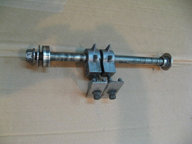 Axe de roue arrière pour Yamaha 850 TDM - 4TX