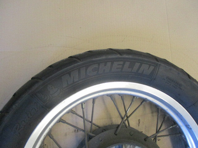 Roue arrière à tambour pneu très bon état Suzuki 750 DR - 800 DR - SR41A - SR42A