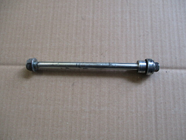Axe de roue avant pour Honda 125 XR - JD19A - JD1911