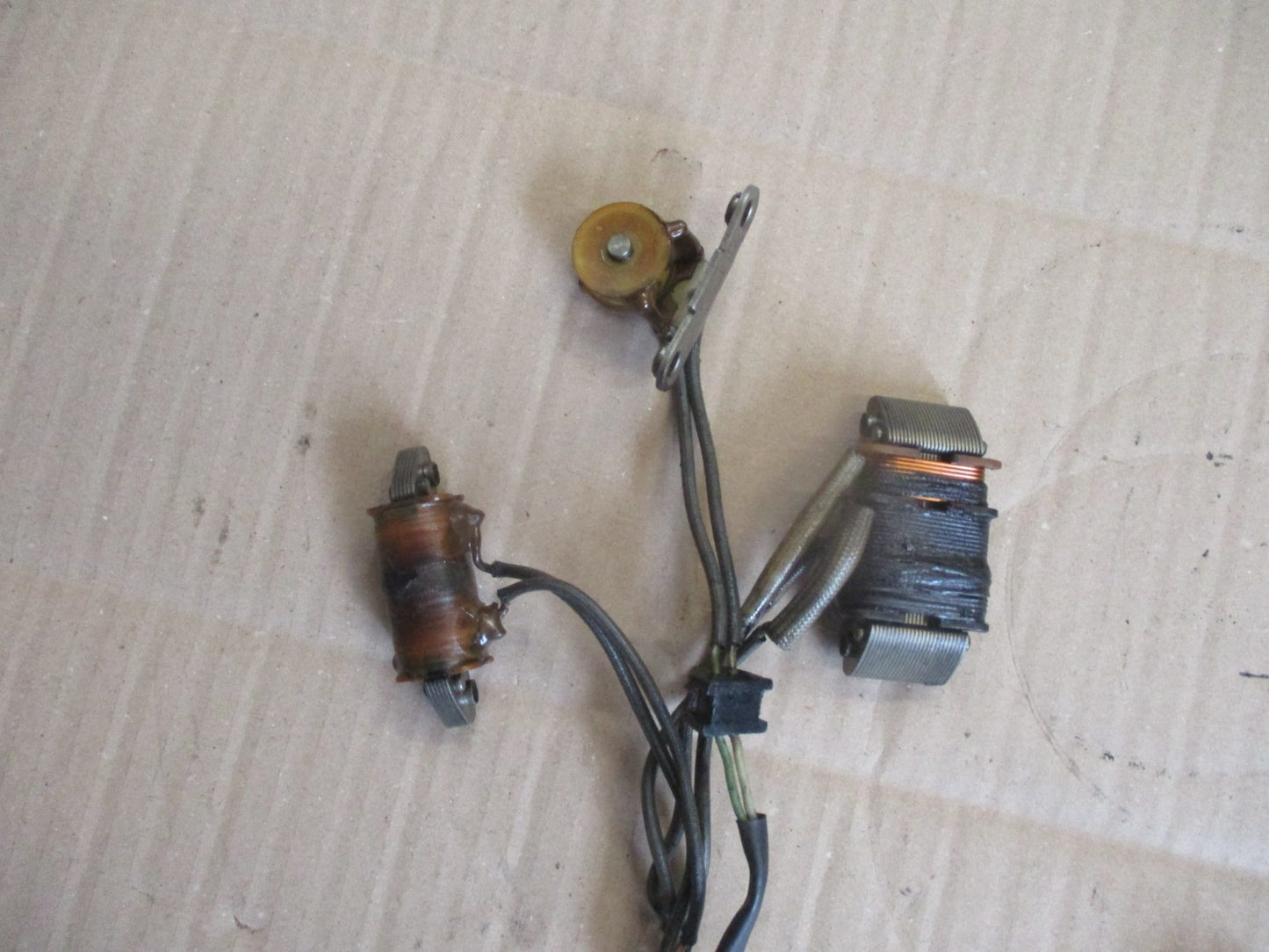 Bobine d'allumage + capteur + bobine d'éclairage pour Yamaha 125 XT - 12V - 3YU
