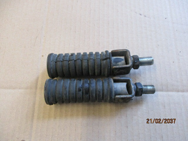 Cales pieds arrière pour Yamaha 125 DTE - DTF