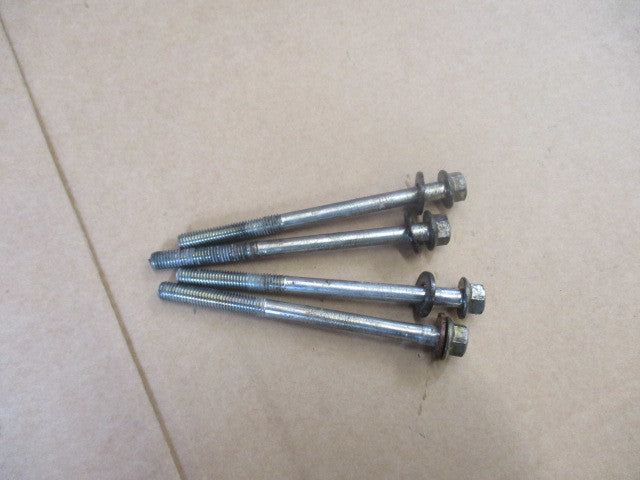 Vis fixation culasse pour Yamaha 600 XT - 2KF