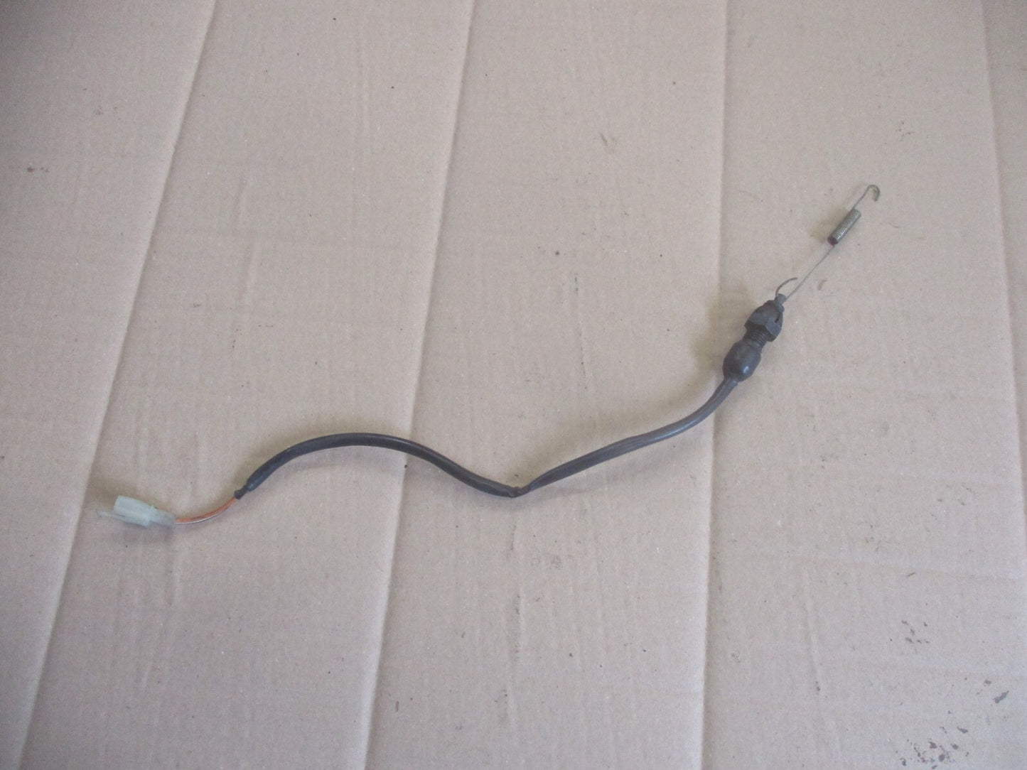 Contacteur de frein arrière pour Suzuki 650 DR RS SE - SP42A - SP43A - SP44A