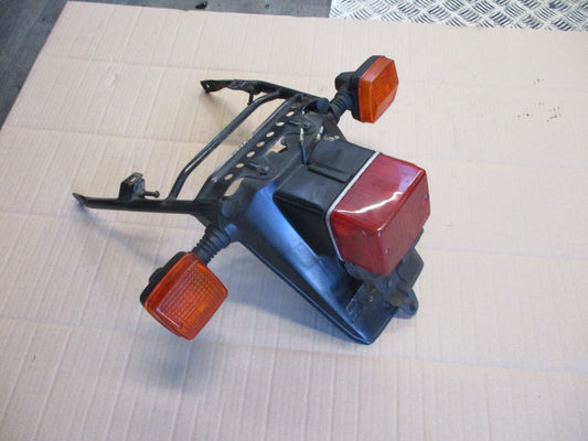 Bavette + feu arrière + clignotants + support pour Yamaha 125 TW - DE01 - DE054