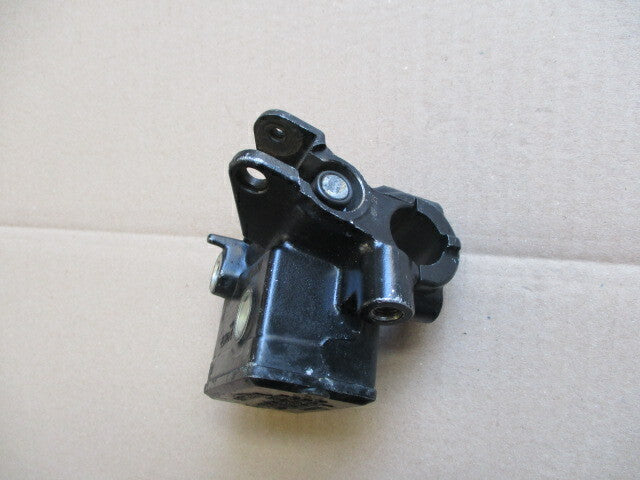 Maitre cylindre de frein avant Triumph