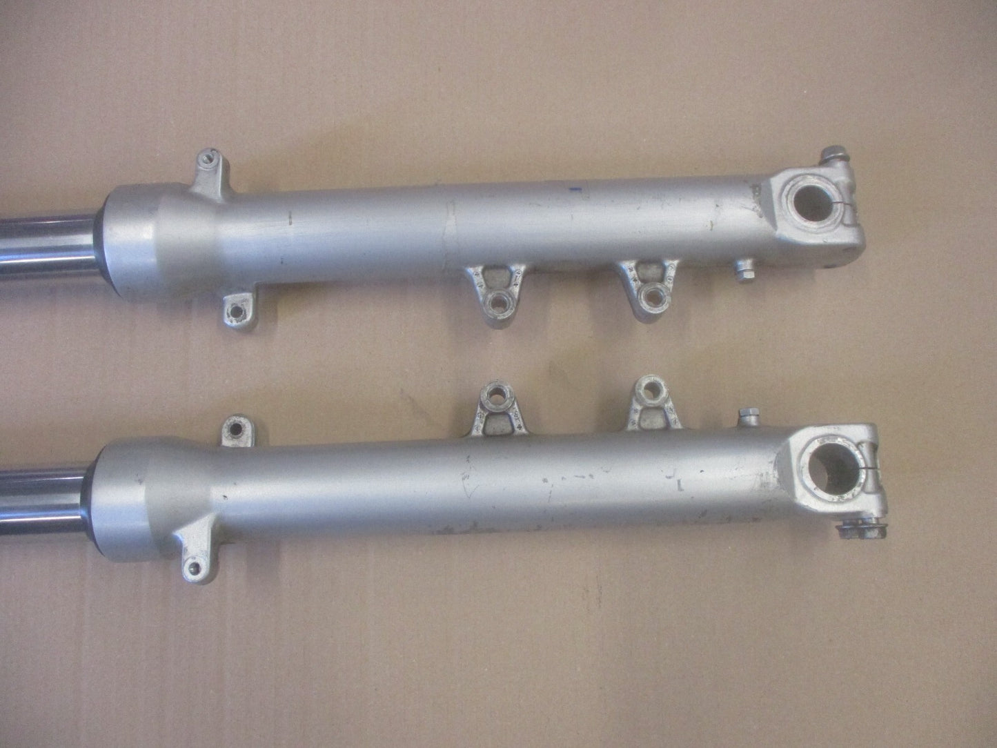 Tubes de fourche pour Honda 750 VFR - RC24 - Diamètre des tubes : 41 mm