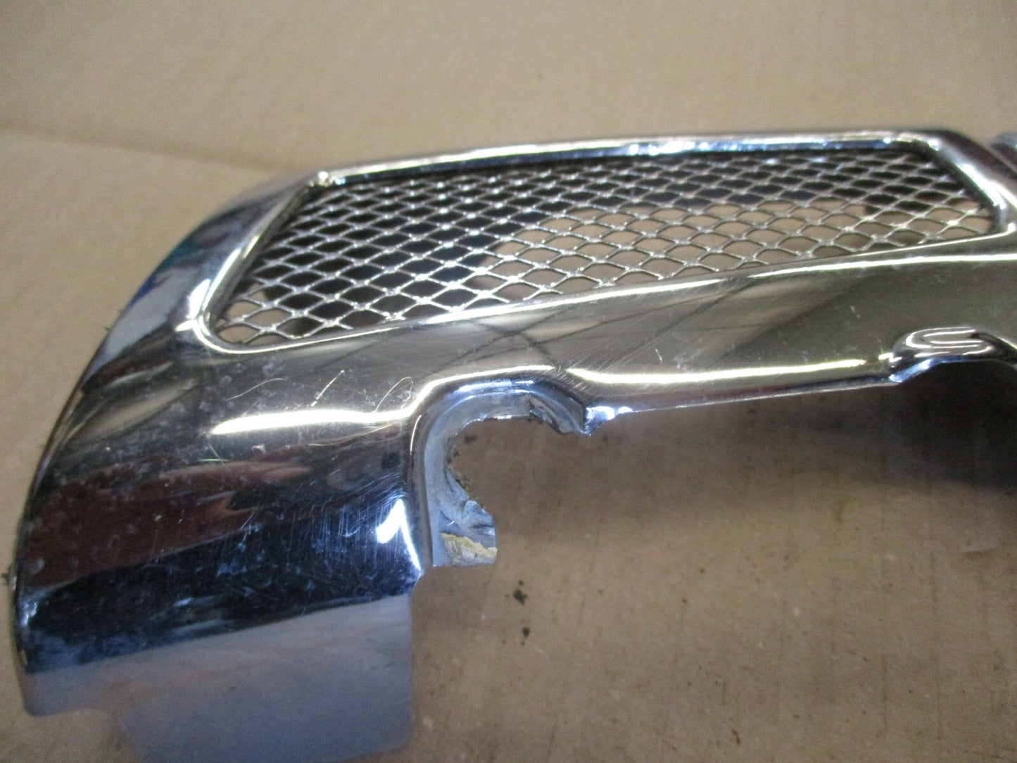 Cache carburateur droit pour Yamaha 750 FZX - 2JE - 4AM