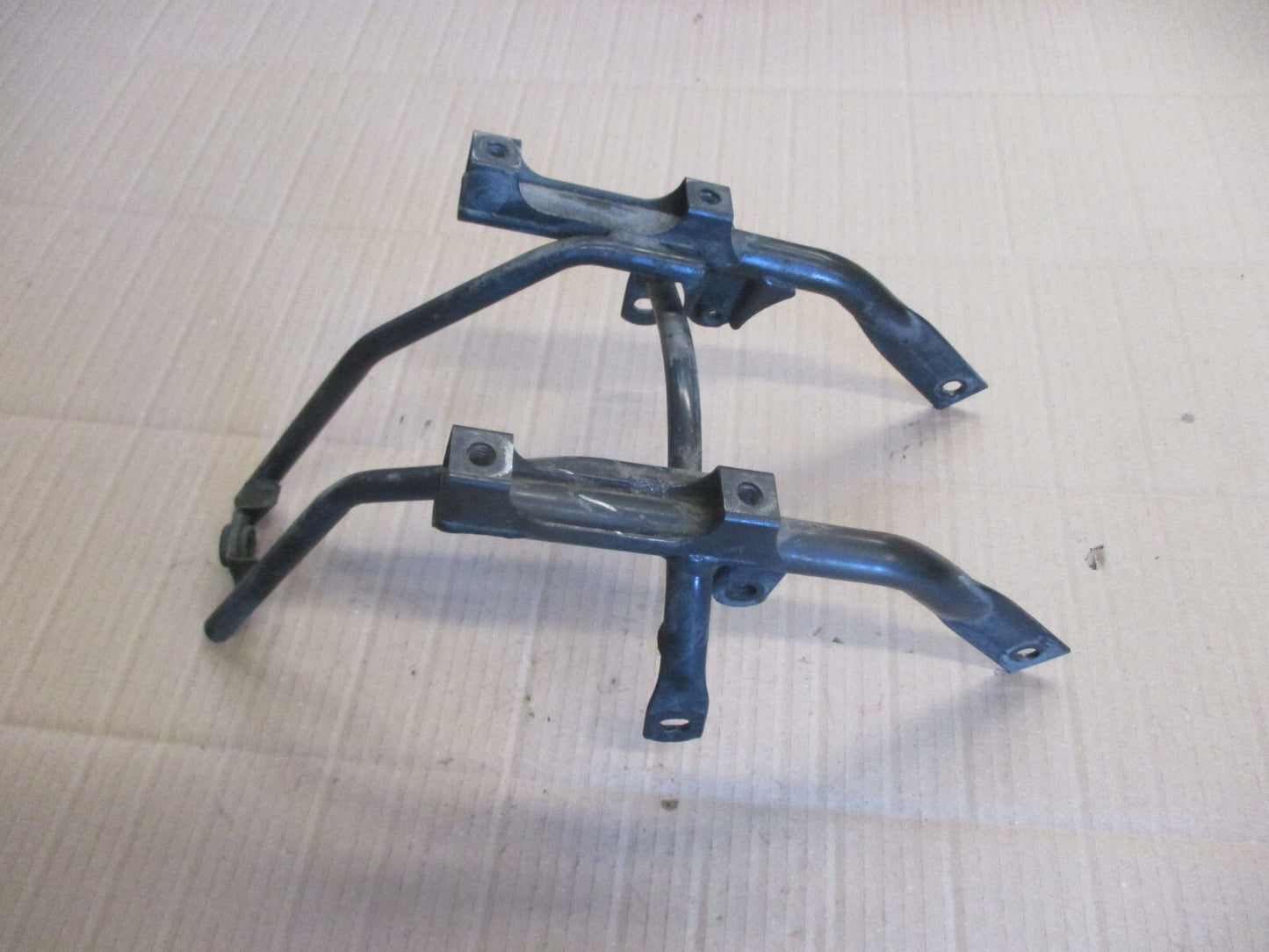 Boucle arrière de cadre pour Honda 650 NX Dominator - RD02