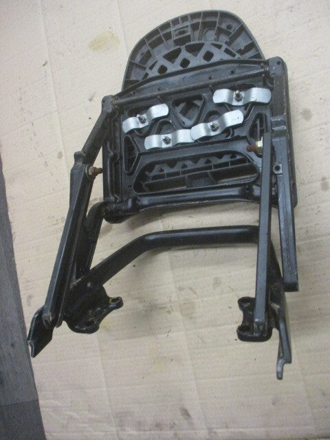 Porte bagage équipé d'une platine GIVI pour Yamaha 500 XV Se - 26R