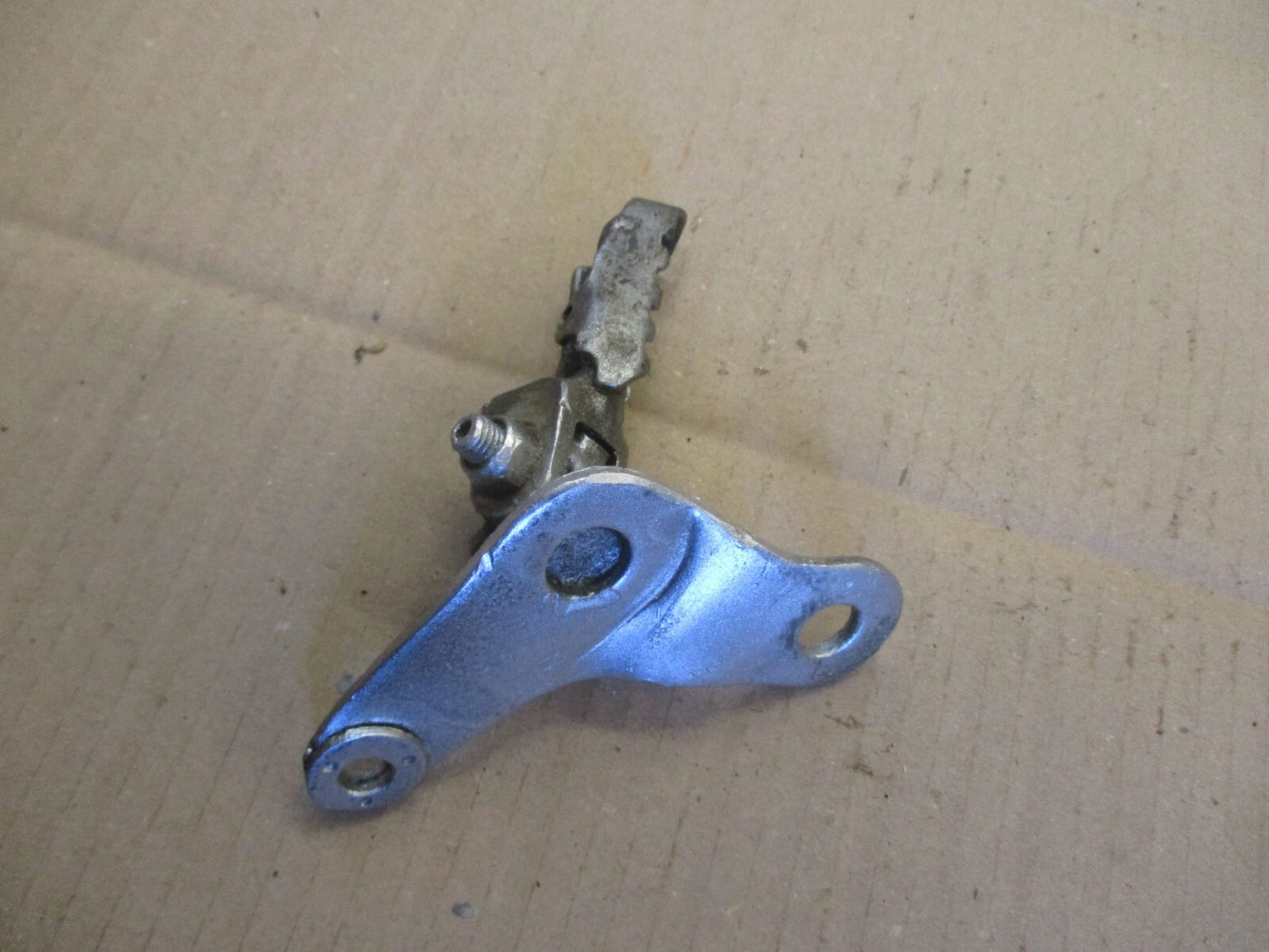Cale pied avant gauche pour Yamaha 125 TY