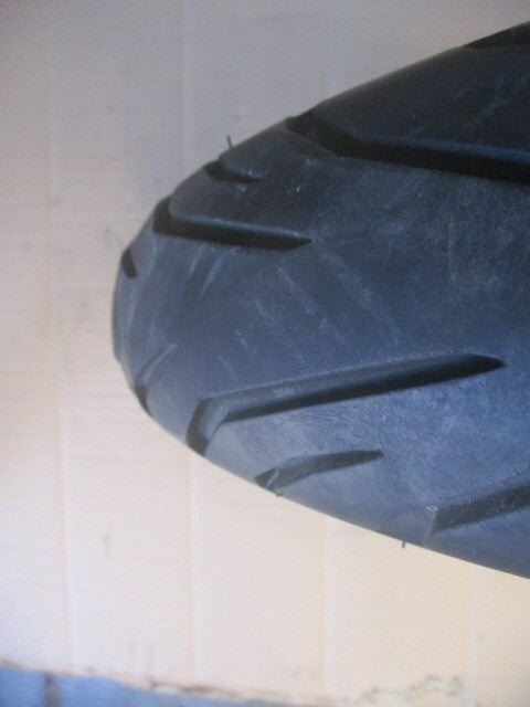 Roue arrière avec pneu peu roulé pour Honda 125 CBF - JC40A