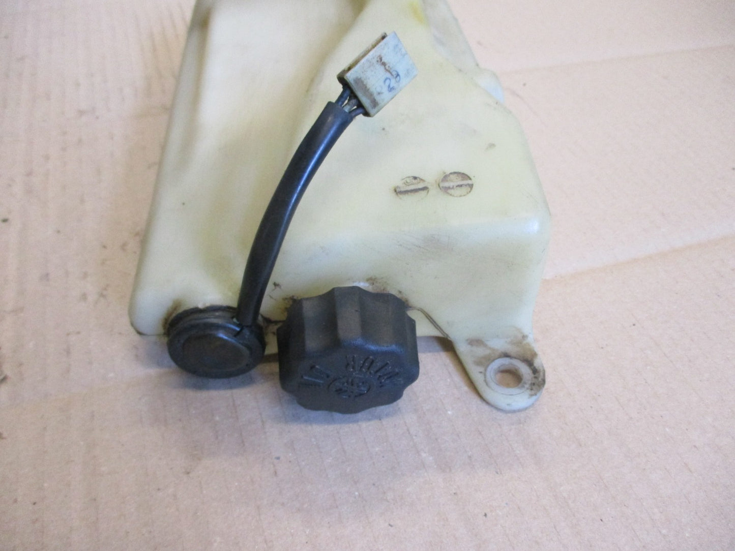Réservoir d'huile avec bouchon, avec jauge pour Yamaha 125 DTR - DTRE