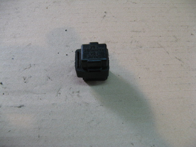 Bloc fusibles pour Suzuki 750 DR - 800 DR - SR41A - SR42A