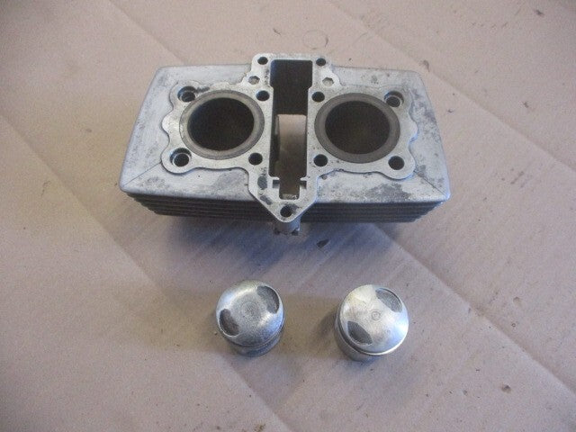 Cylindres / pistons pour Honda 125 CBT - CB125T - 125 Twin