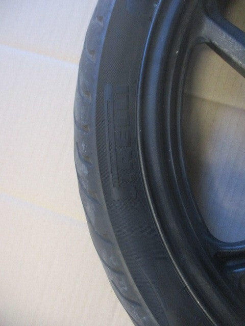 Roue avant avec pneu peu roulé pour Honda 125 CBF - JC40A