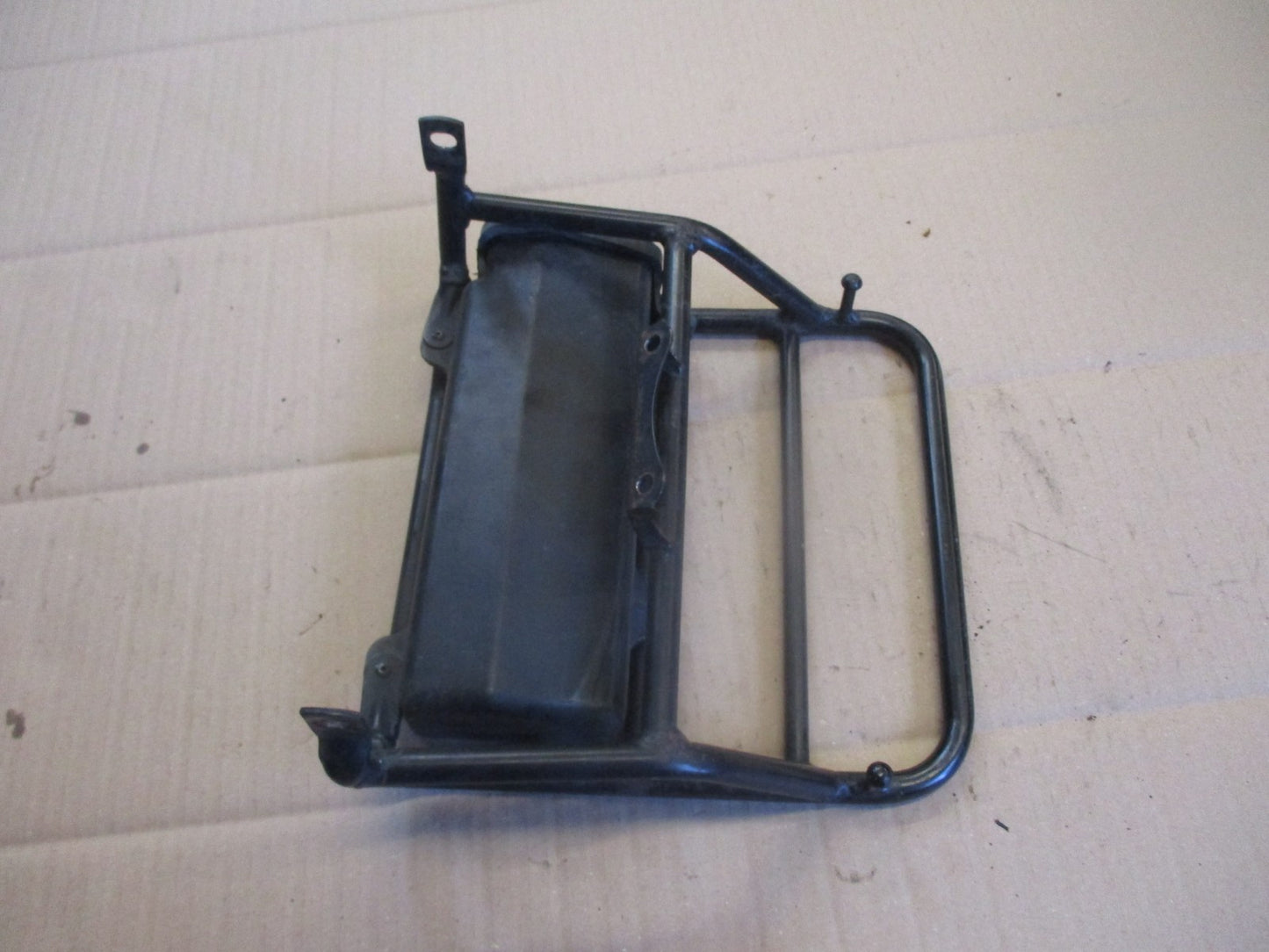 Porte bagage + boite à outils pour Yamaha 600 XT - Ténéré - 43F - 34L - 55W