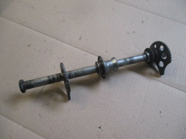 Axe de roue arrière pour Yamaha 600 XT - 2KF