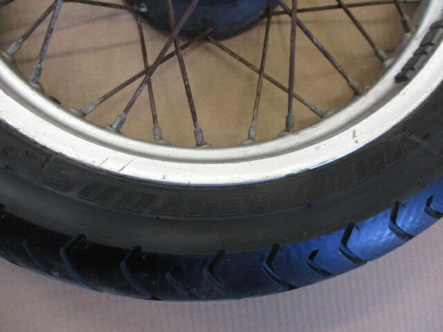 Roue arrière à frein à tambour pour Suzuki 600 DR - SN41A - Couleur "alu"