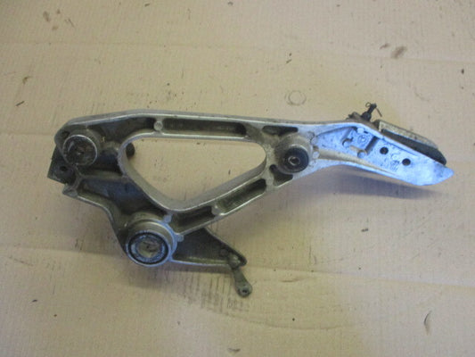 Platine cales pieds gauche pour Honda 1000 XLV Varadéro - SD01 - 1999/2002