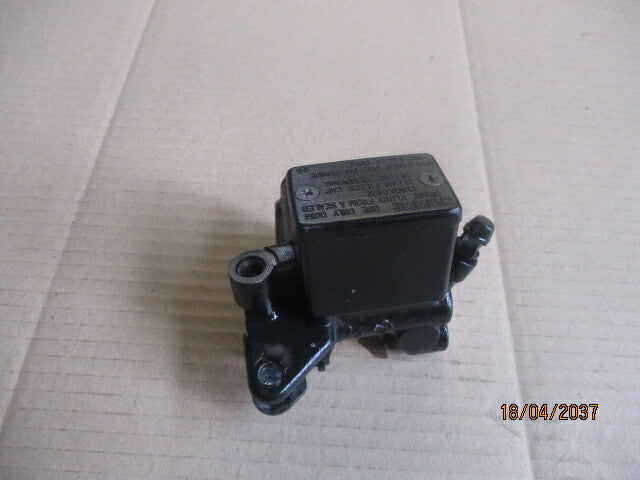 Maitre cylindre de frein avant pour Honda 600 Transalp - PD06