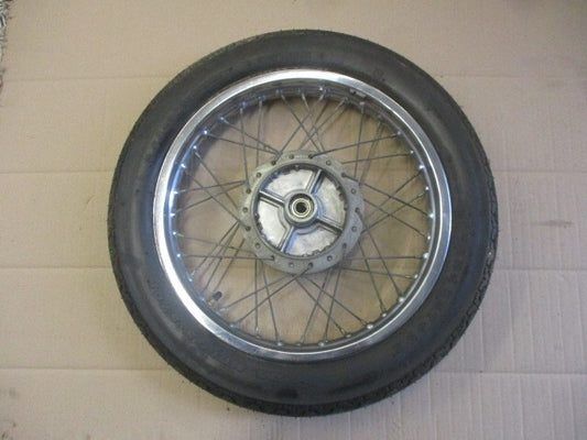 Roue arrière avec pneu très peu roulé pour Suzuki 125 GN - NF41A