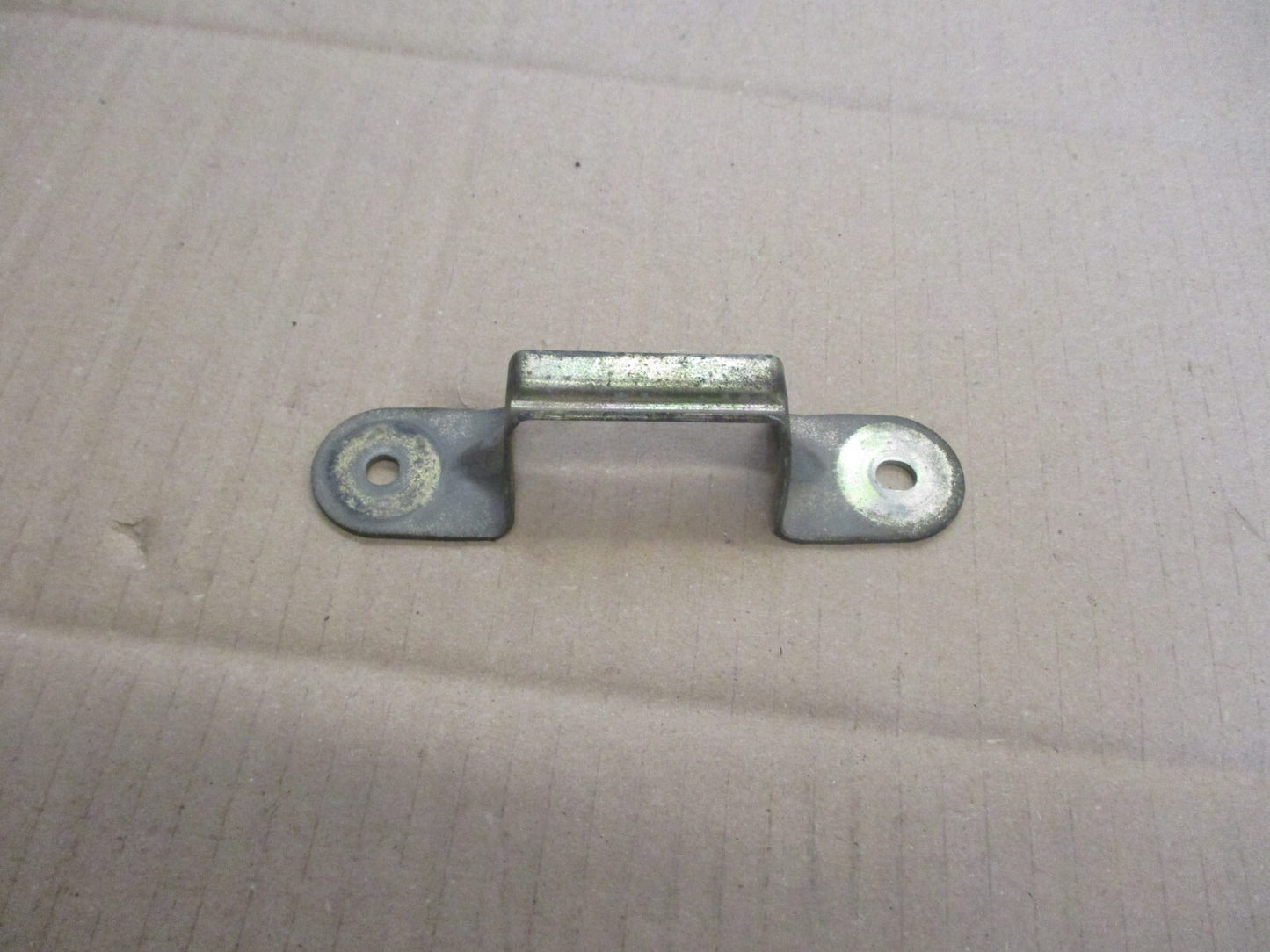 Fixation arrière de réservoir pour Suzuki 650 DR RS SE - SP44A