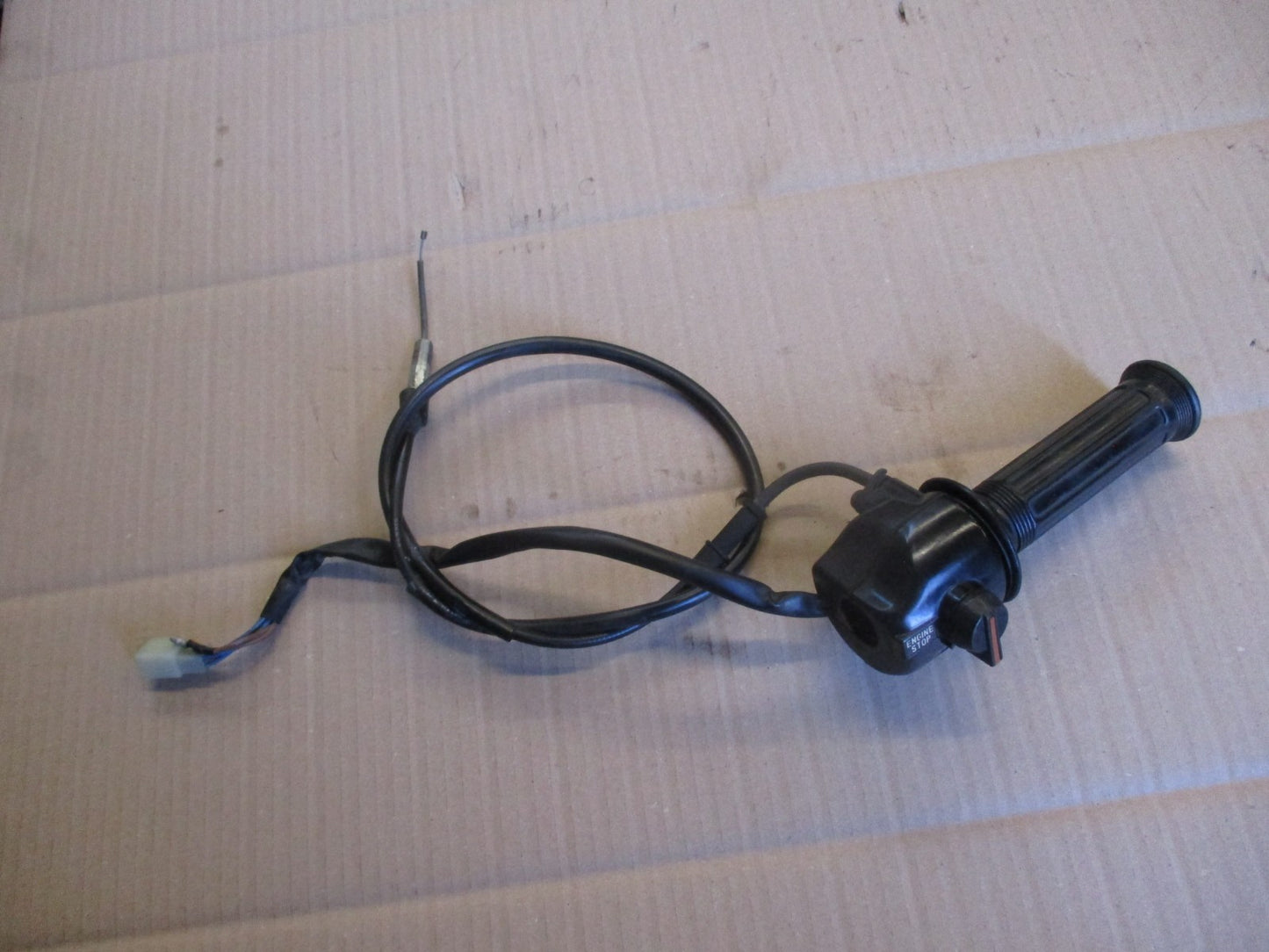 Poignée d'accélérateur + cocotte + cable pour Yamaha 125 SR - 10F