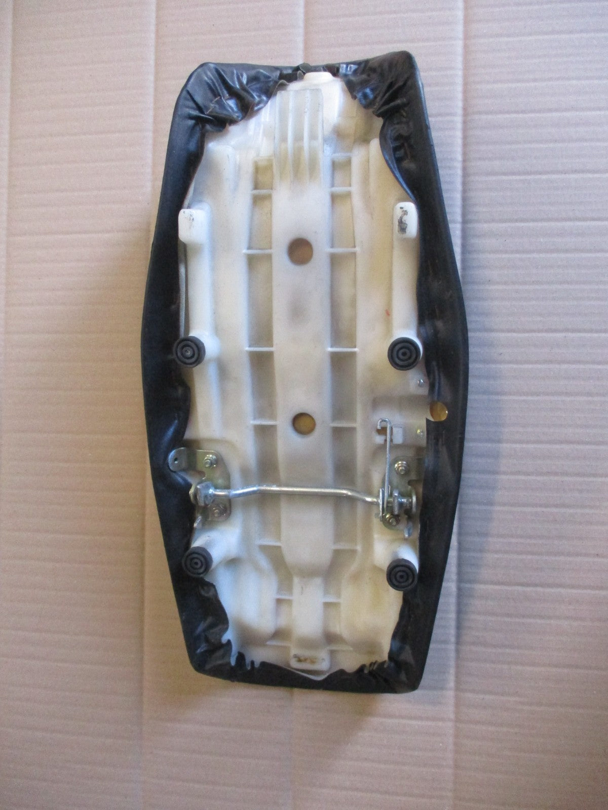 Selle pour Yamaha 125 TZR - 2RL