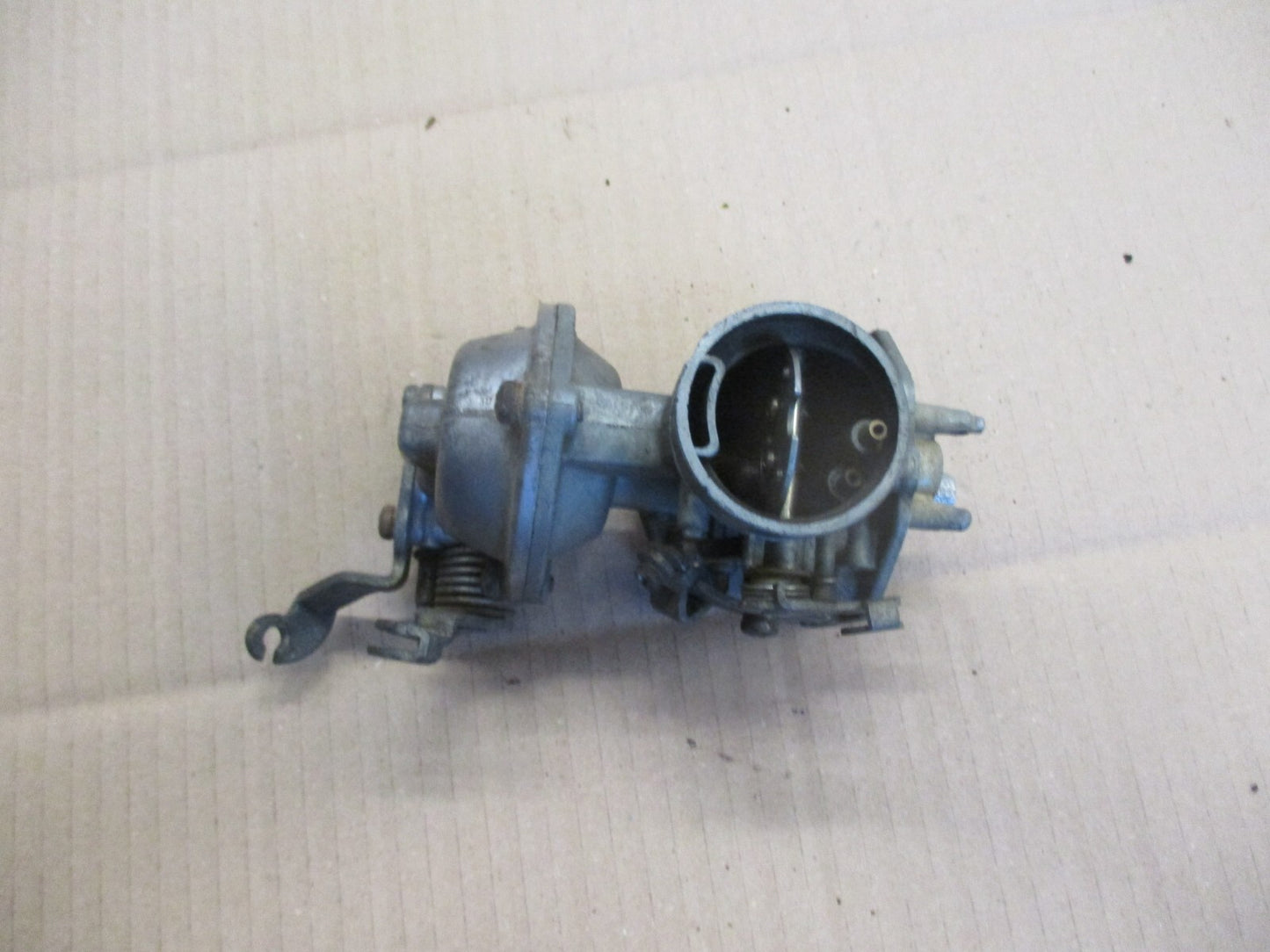 Carburateur sans cuve, flotteur et gicleur pour Honda 125 CM T - 1978/1981