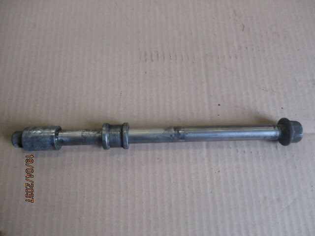 Axe de roue arrière pour Honda 750 XLV - RD01