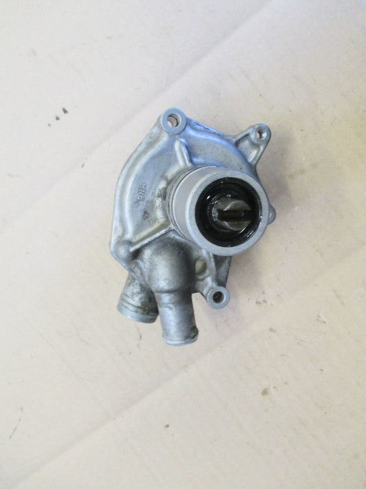 Pompe à eau pour Honda 600 VT C Shadow - PC21