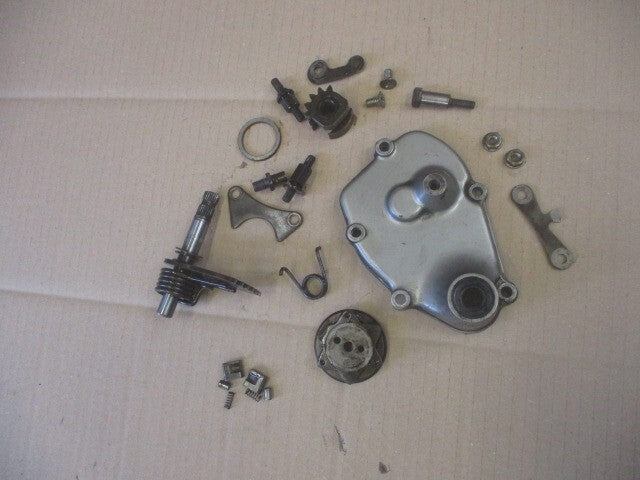 Axe + mécanisme de commande vitesses Suzuki 800 DR - SR43A