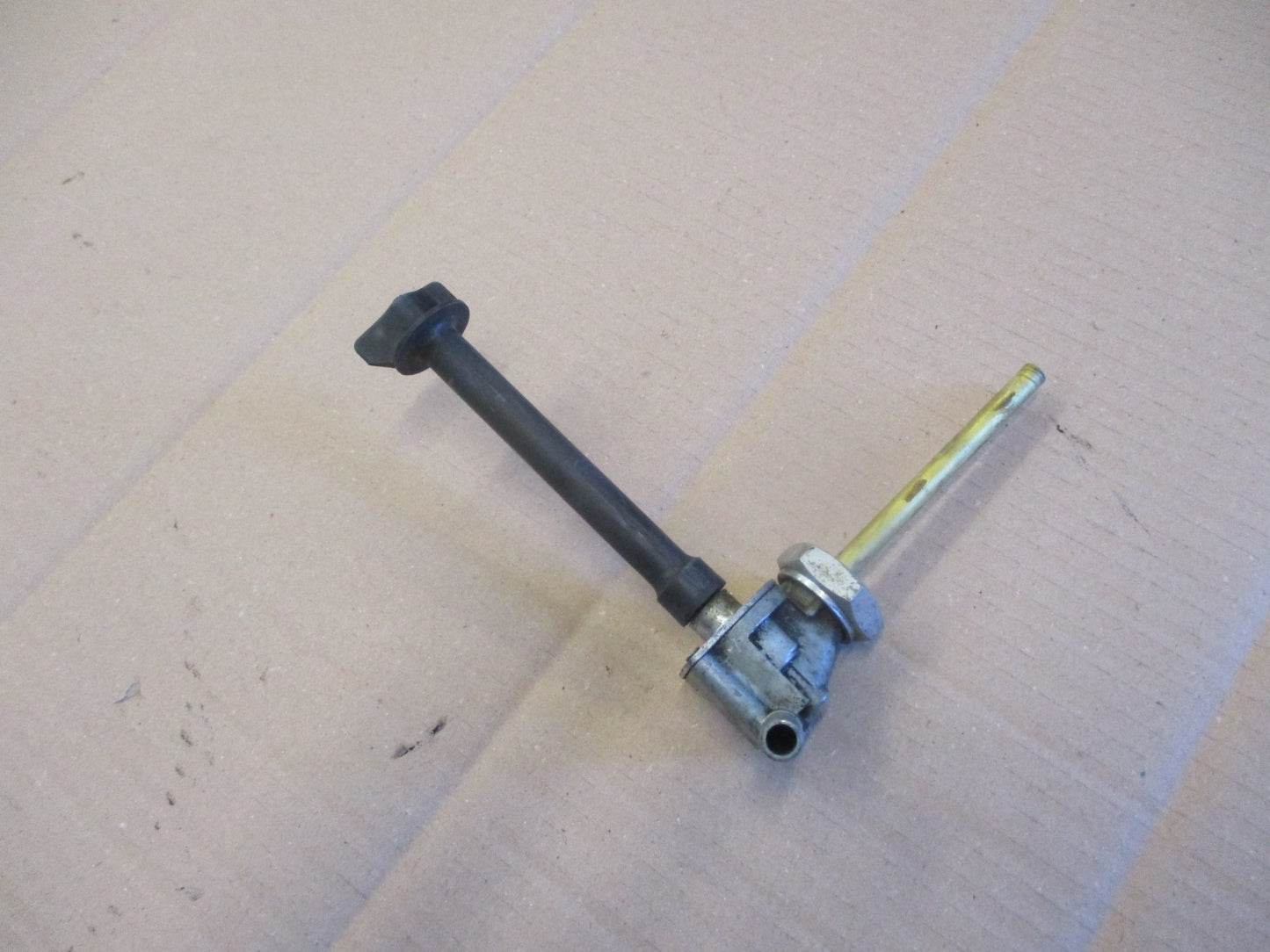 Robinet d'essence pour Honda 125 XLV Varadéro - JC32