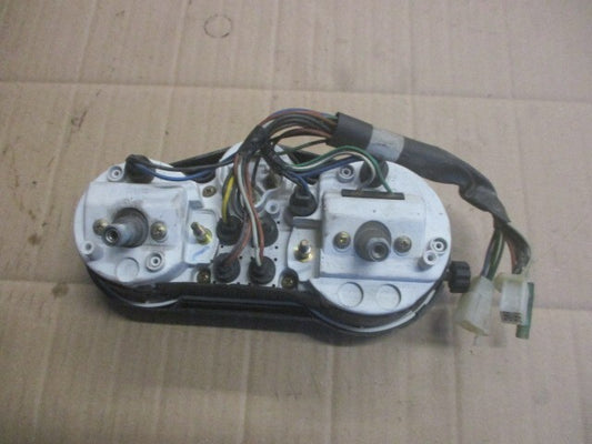 Bloc compteur compte tours 38084 kms pour Yamaha 125 TDR modèle 5AE