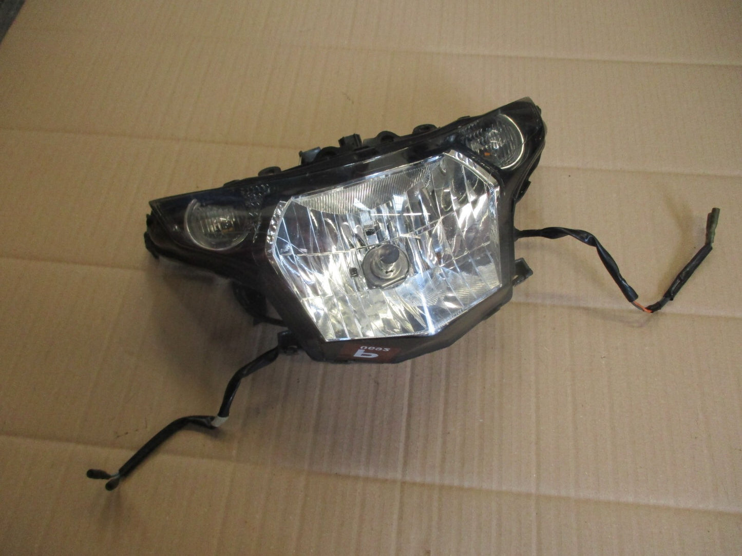 Phare pour Honda 125 CBR - JC50 - 2011 / 2018
