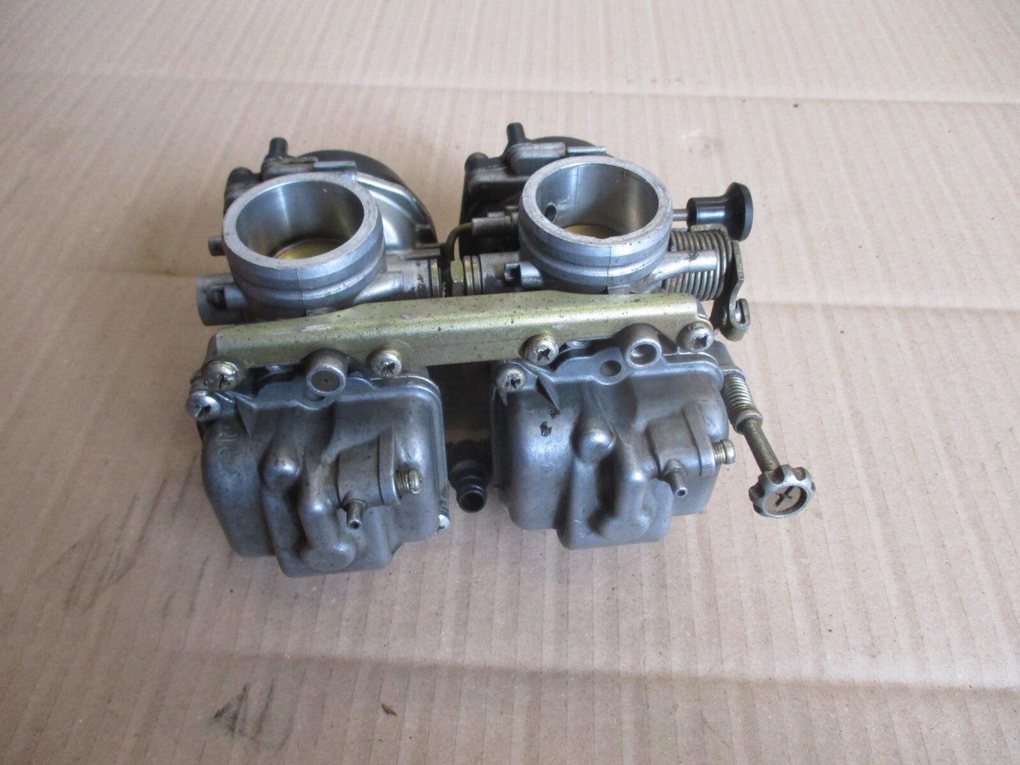 Carburateur pour Suzuki 800 DR - SR42A - SR43A