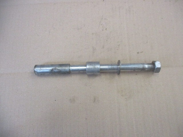 Axe de roue avant pour Derbi 125 Mulhacen