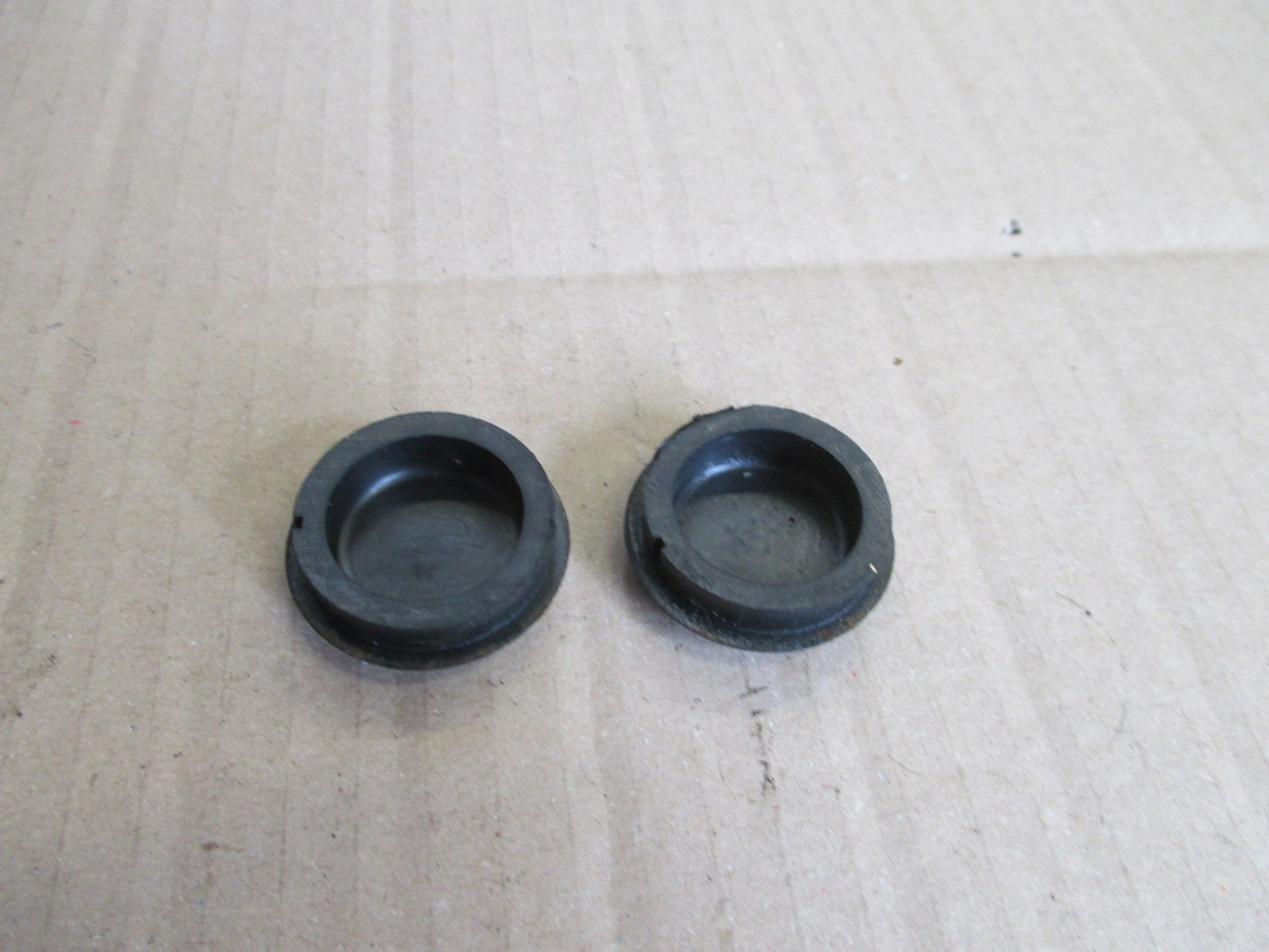 Bouchons supérieurs de tubes de fourche pour Yamaha 125 DTLC - 10V