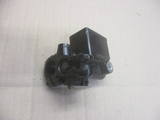 Maitre cylindre de frein avant pour Suzuki 650 DR RS SE - SP42A - SP43A