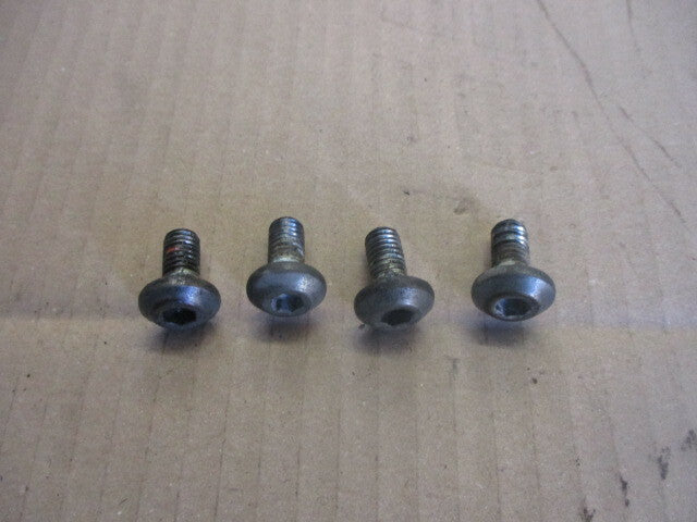 Vis de fixation cales pieds arrière Yamaha 600 XT Ténéré - 43F - 34L - 55W - 1VJ