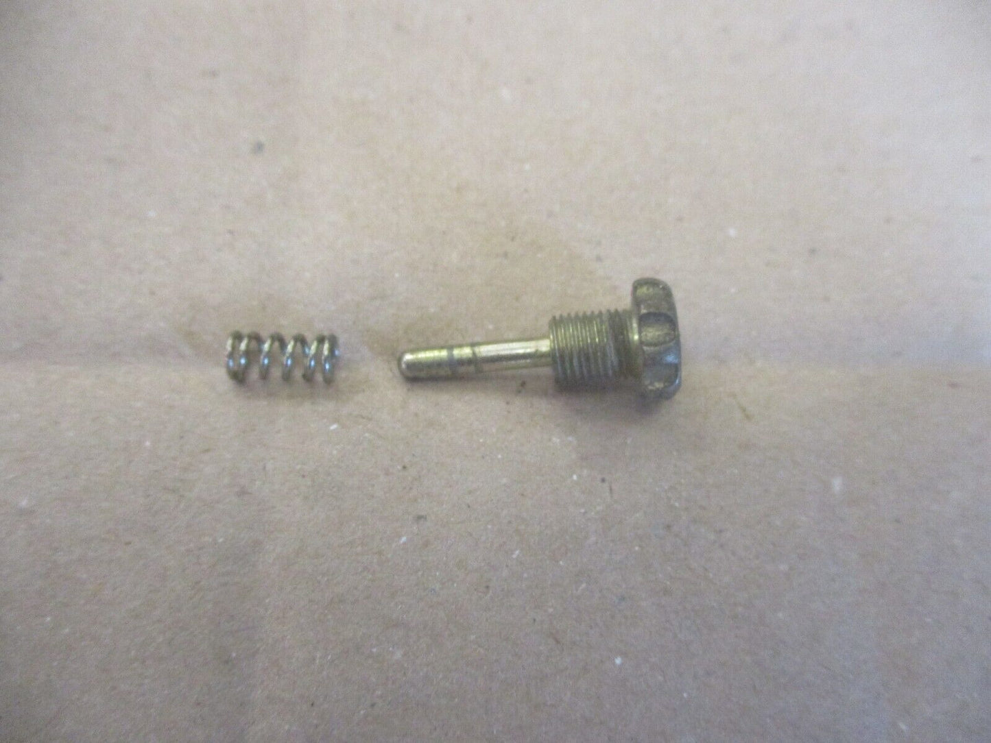 Vis de ralenti de carburateur pour Yamaha 125 DTRE (DE061) - DTX (DE062)