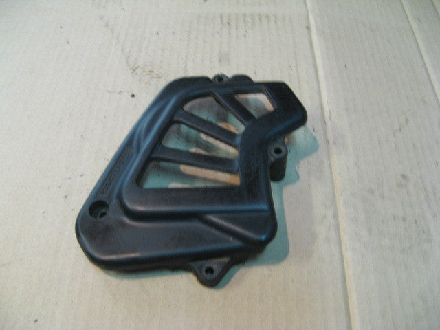 Cache pignon sortie de boite pour Suzuki 600 DR - 650 DR - SN41A - SP41A