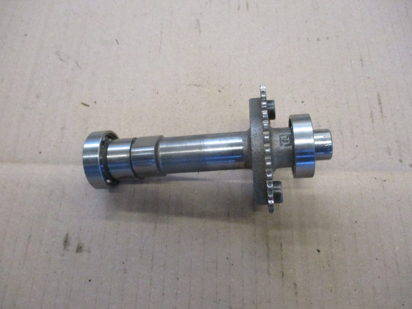 Arbre à came avant pour Honda 125 XLV Varadéro - JC32