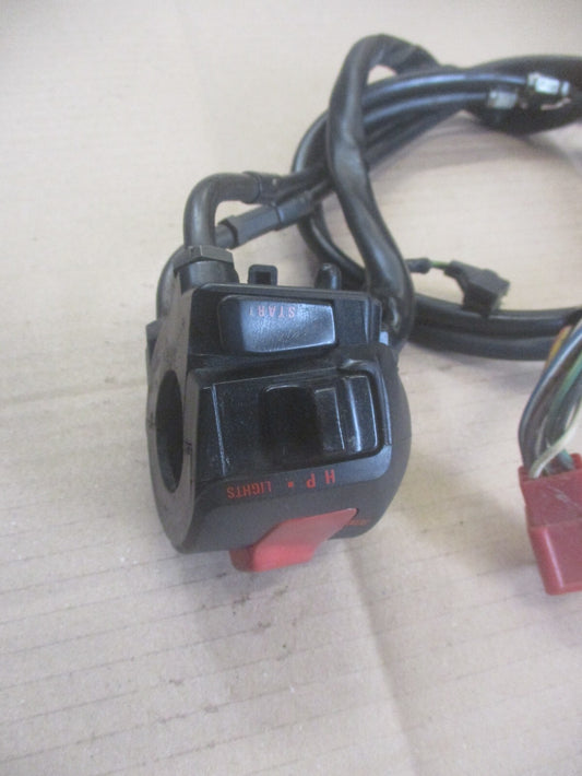 Cocotte droite + cables d'accélérateur Honda 750 VFR - RC24 - 88/89
