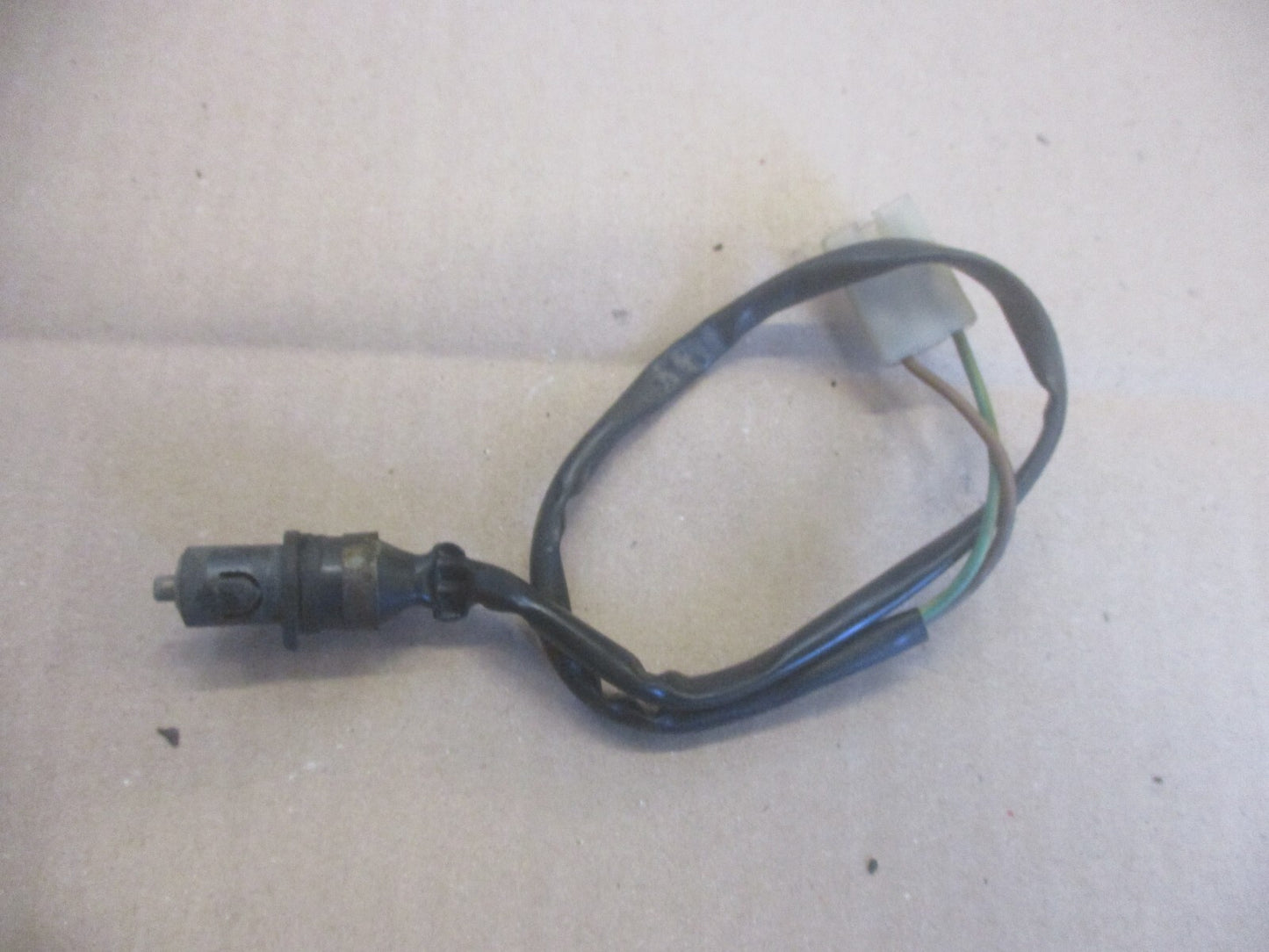 Contacteur de frein avant pour Yamaha 125 DTR - DTRE