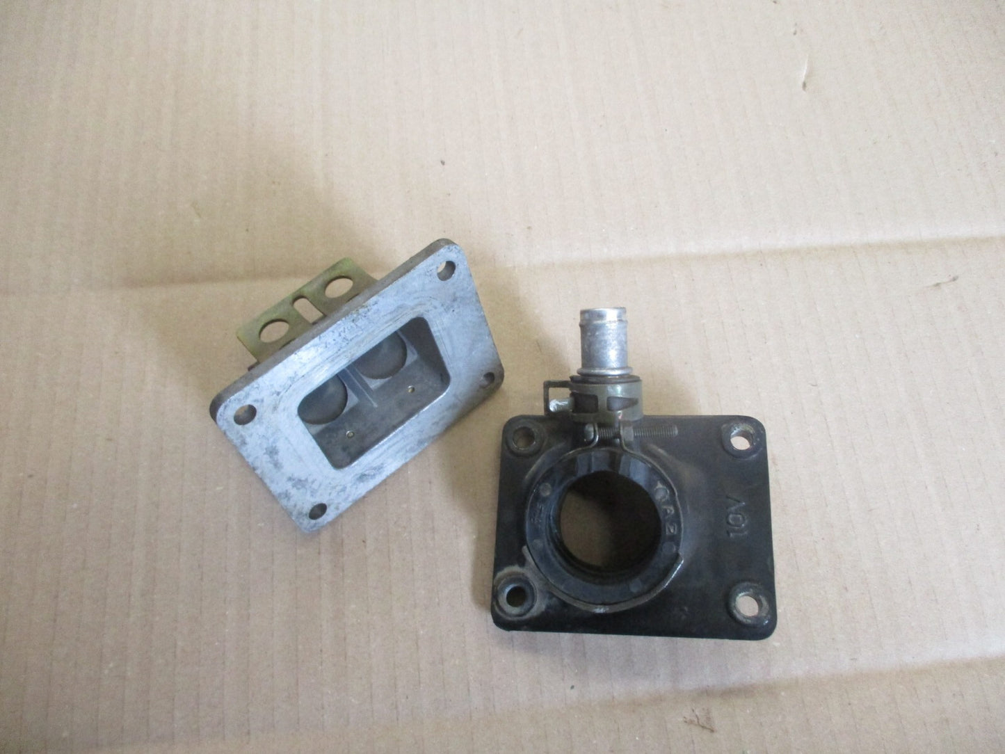 Pipe d'admission + clapets pour Yamaha 125 DTLC - 10V