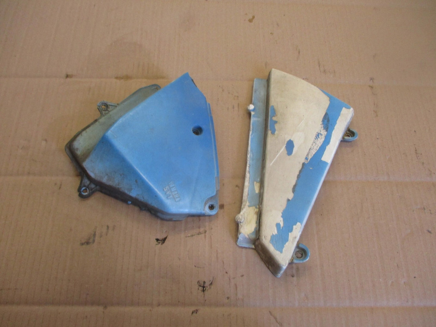 Caches latéraux pour Yamaha 550 XT - 5Y1