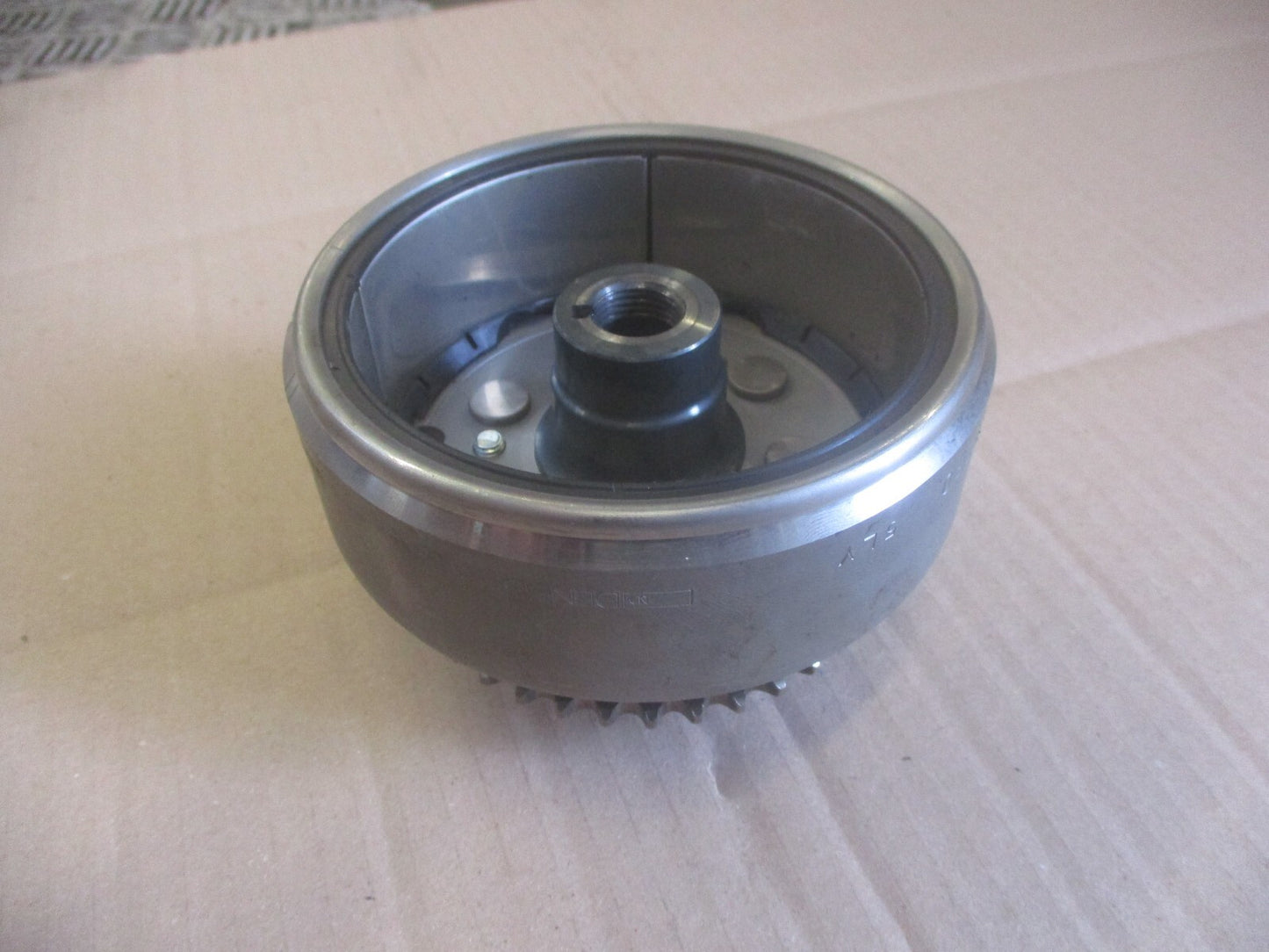 Rotor + roue libre de demarreur pour Honda 125 CM - JC05