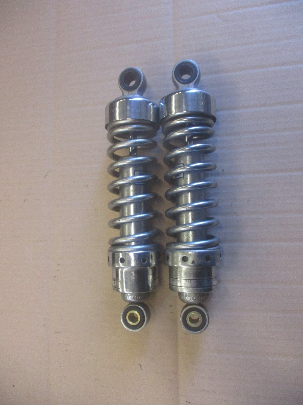 Amortisseurs arrière pour Honda 125 Rebel - JC24A - JC26A