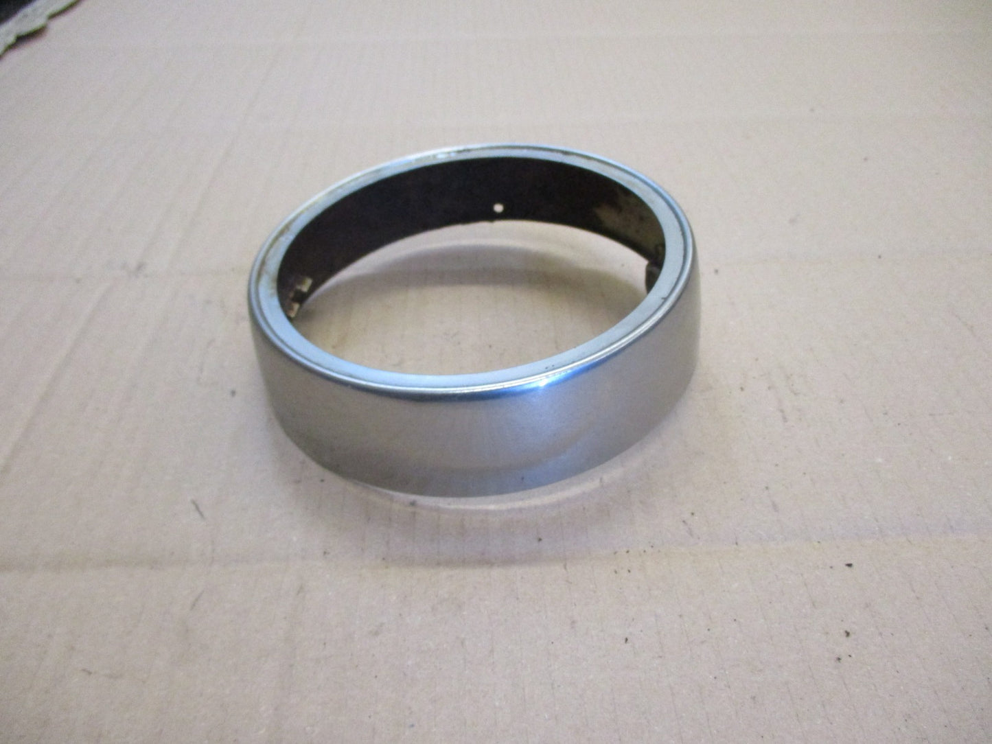 Cerclage de phare pour Yamaha 125 AT1 - AT2